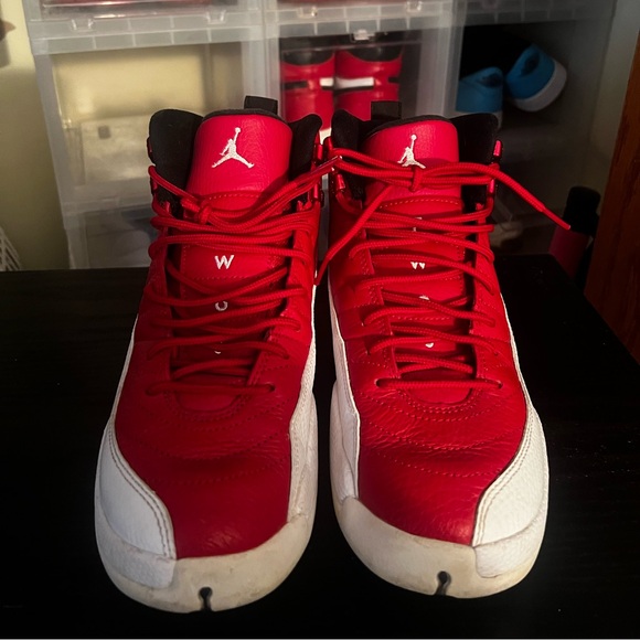 Jordan 12 Retro - Picture 2 of 4